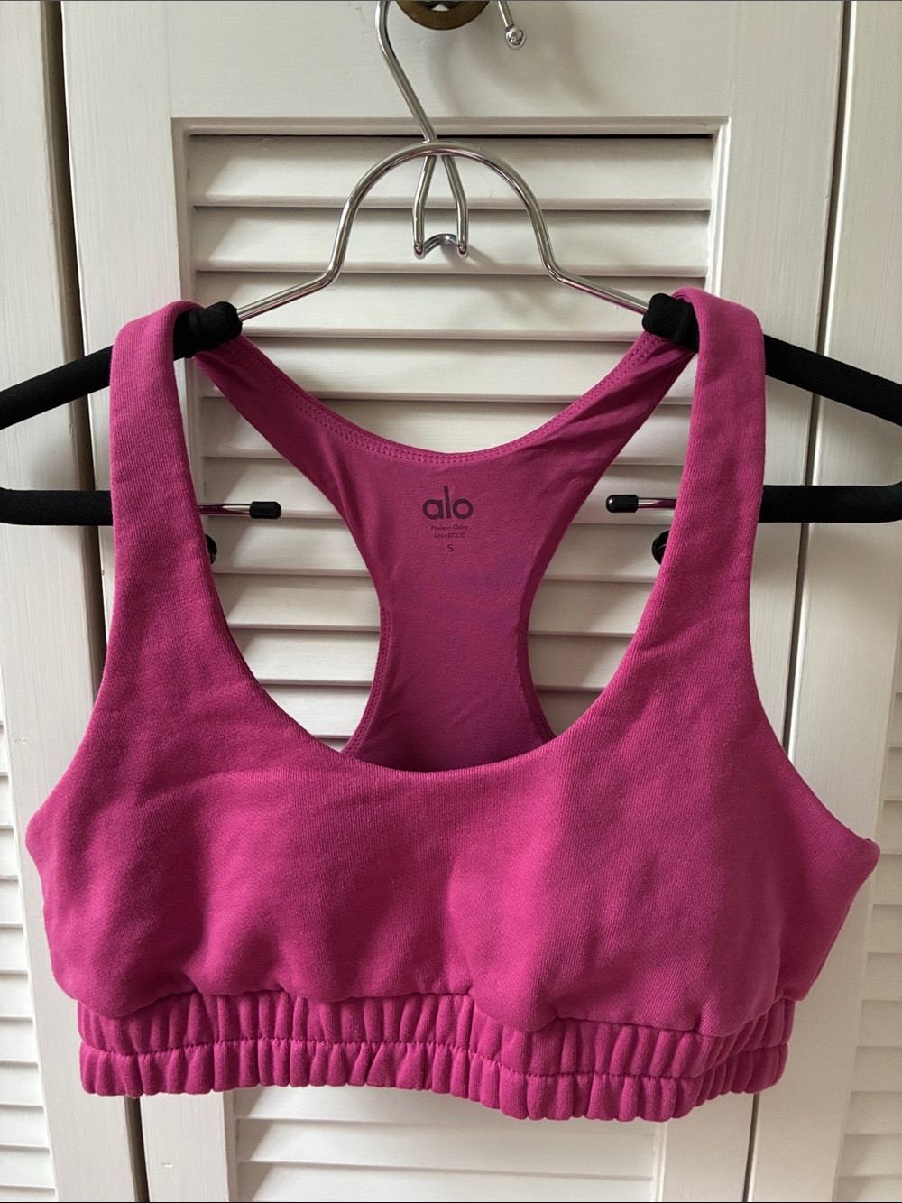 Alo Yoga Raspberry Joggers and Crop Top, S - Picture 5 of 8